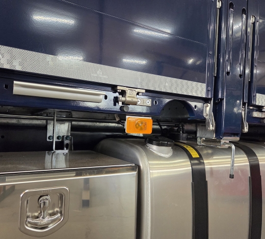 Halter Seitenmarkierungsleuchte SML LED Volvo